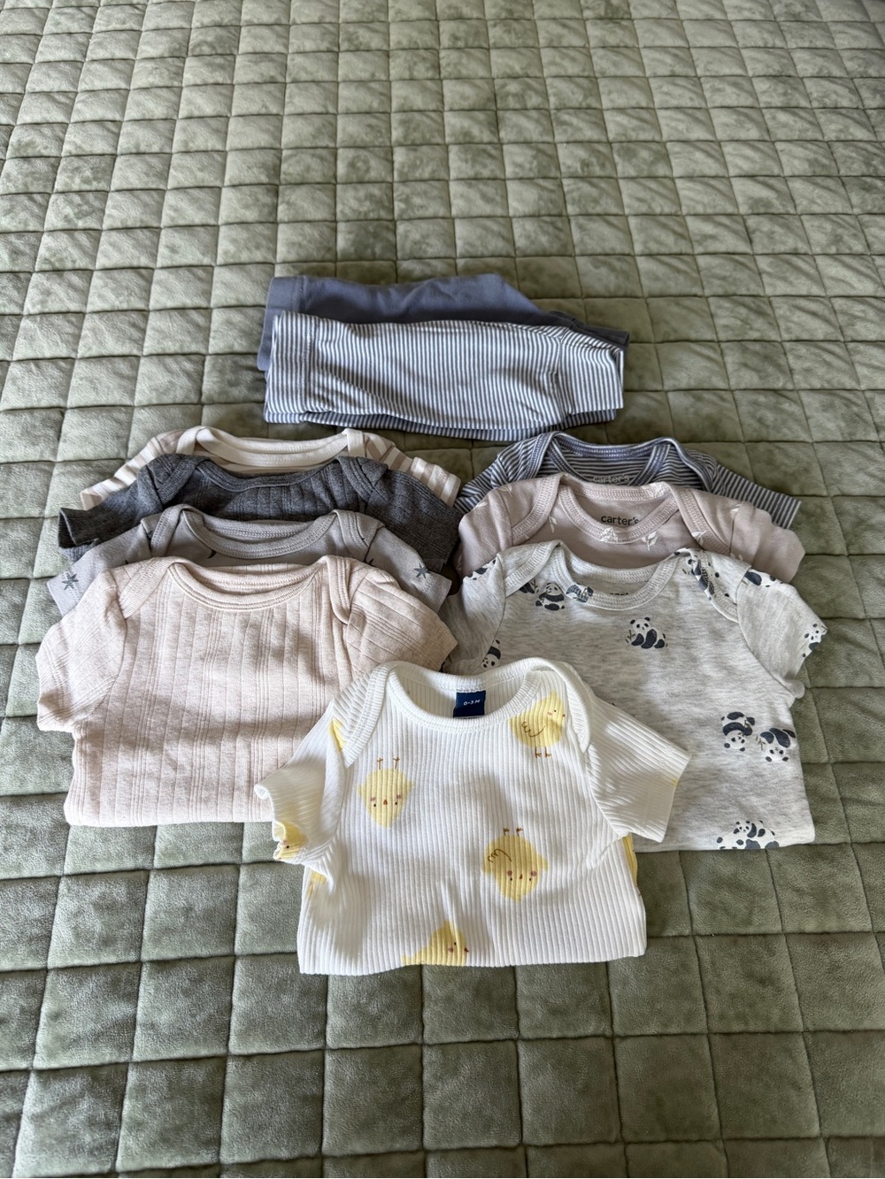 Baby bundle bodysuits and pants